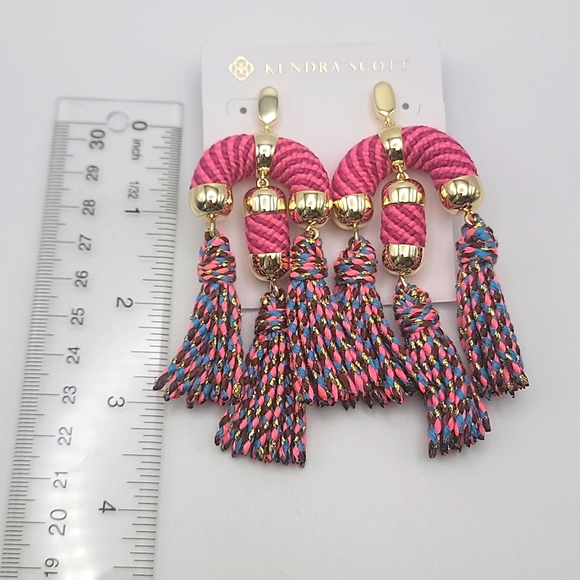 NWT KENDRA SCOTT MASIE STATEMENT TASSEL EARRINGS PINK GOLD - Picture 2 of 3